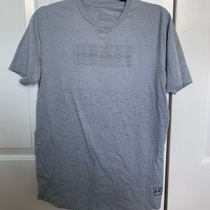 Gray Underarmour Tshirt